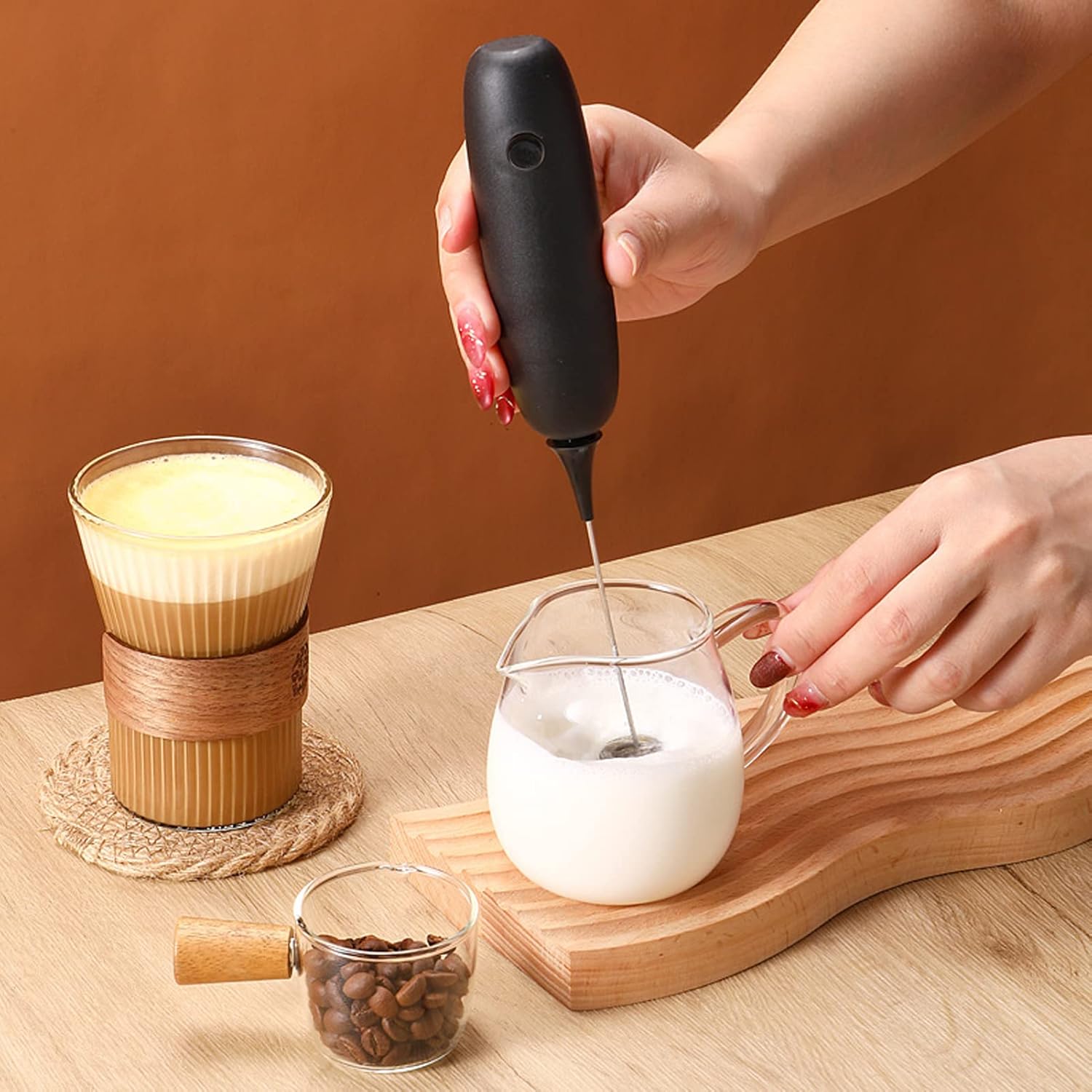 Spumier electric pentru lapte MATCHO